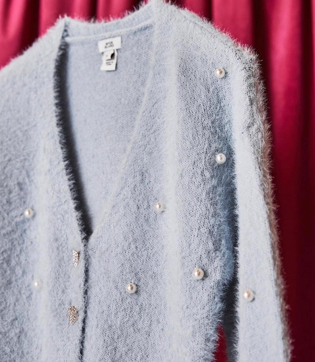 Shop_Sailmakers's tweet photo. Certainly time for knitwear again!
@riverisland has all your cute yet cosy knitwear needs sorted.
#riverisland #winter #knitwear #cosy #cute #sailmakers #ipswich https://t.co/3htDEZlgfW
