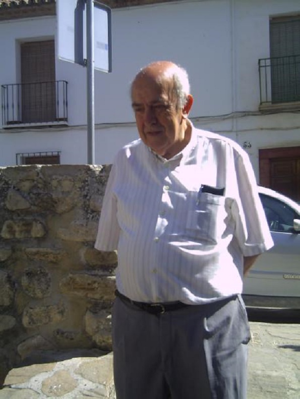 AFEDAC's tweet photo. Pepe Acedo, nuestro Pepe, ha fallecido. 

Fue el VOLUNTARIO de la Asociación, en mayúsculas, además de tesorero y vicetesorero.

Su despedida será hoy miércoles 5 de octubre a las 17:00 en la iglesia de San Sebastián. 

Letras de luto: https://t.co/dlid6BPkkz https://t.co/DWP0v5GKKX
