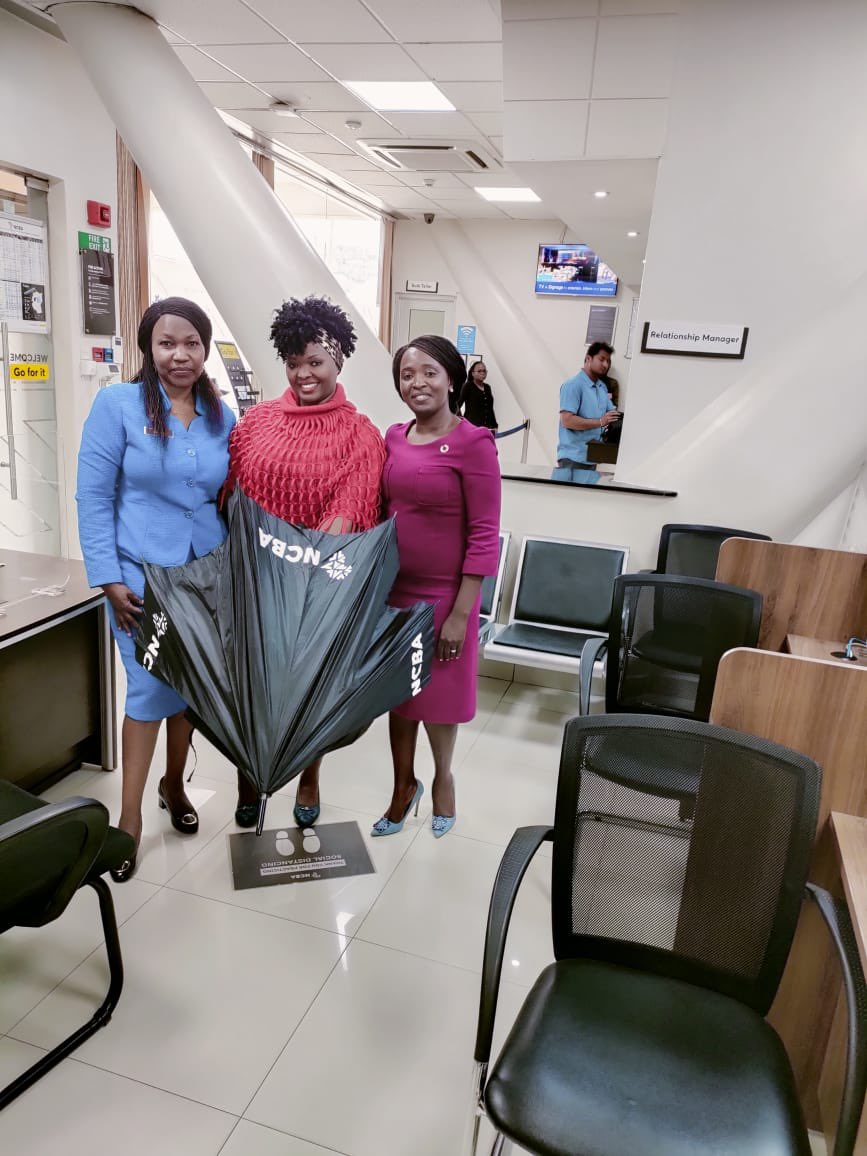 NCBABankKenya's tweet photo. Jacquie Muhati, Deputy Director Marketing and Head of Brands interacting with customers at our Prestige Branch #ServiceTheNCBAWay #sustainingcustomerinclusion #CustomerServiceWeek2022 https://t.co/zk3wAo1Pg5
