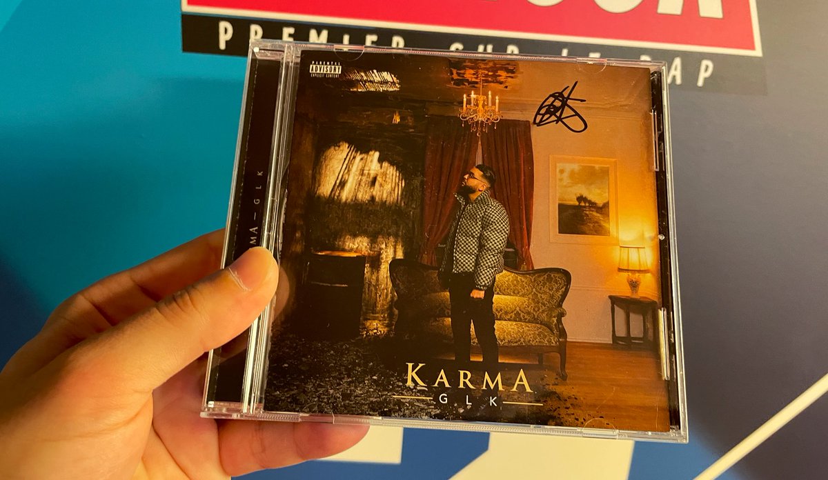 🎁#concours 

RT/FOLLOW et tweet avec le #skyrockdedicace pour gagner le 💿 dédicacé de <a href="/GLKOfficiel/">GLK</a> 

🍀TAS 16h 

1 gagnant(e) 🔥
bonne chance à tous 💪🏼