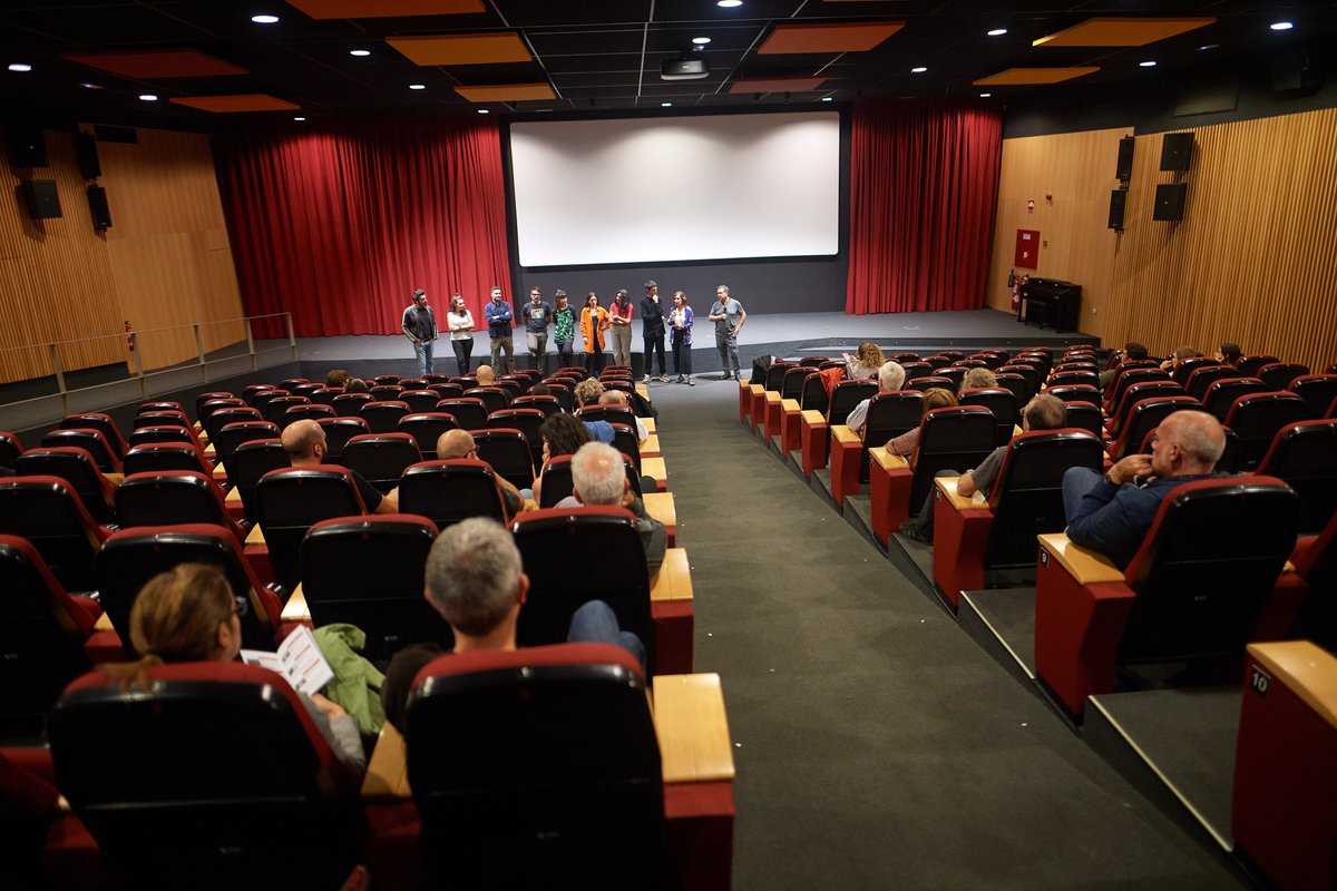 noticiasgob_na's tweet photo. .@cultura_na k Nafarroa Shortzinema katalogoan hautatutako sei laburmetraiak aurkeztu ditu

➡ Proiektuez arduratzen diren zinemagileek beren lanen berri eman dute #Nafarroa -ko Filmotekan

🔗Info: https://t.co/EZ9htDEAHn https://t.co/aM2cXXaLCx