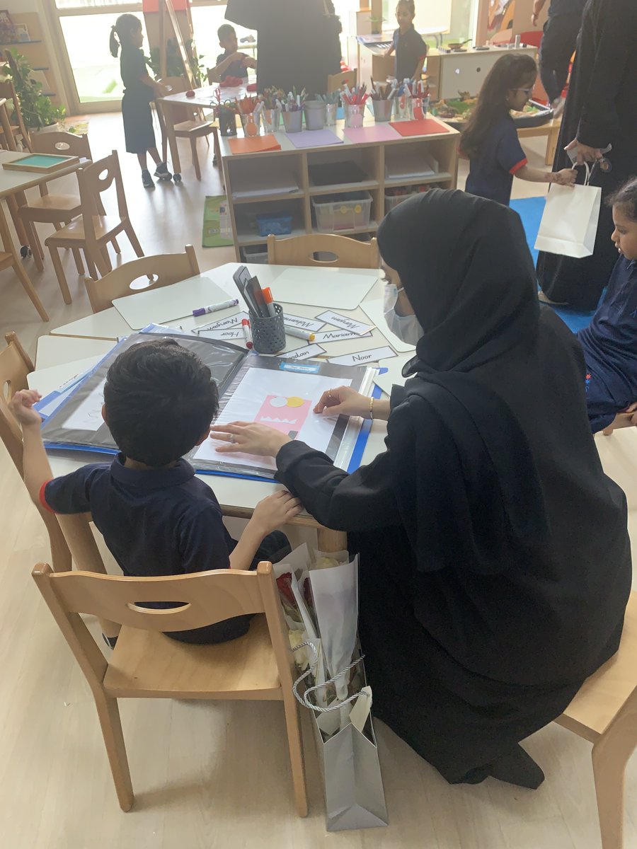 AIS_ELC's tweet photo. ELC had open classroom day today where parents had the opportunity to come and see what their child has been learning. #AISELC #AISPrimarySch https://t.co/xTbgLACm1d