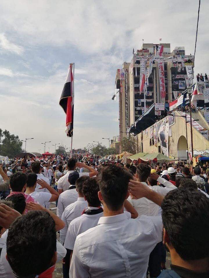 _25__10's tweet photo. احتجاج من نوع آخر يضاف الى انجازات المد الطلابي، بدون جيوش الكترونية ولا دعم مادي فقط طلاب مؤمنين بأن الحقوق تؤخذ ولا تعطى. 
يتخطى اليوم الترند العراقي حيث يعد الأعلى في تاريخ الترند العراقي
ومن هنا نقول يا طلاب العراق استعدوا للنزول الميداني.. 
#تقليص_مواد_السادس_حقنا https://t.co/ah3x8EGCvM