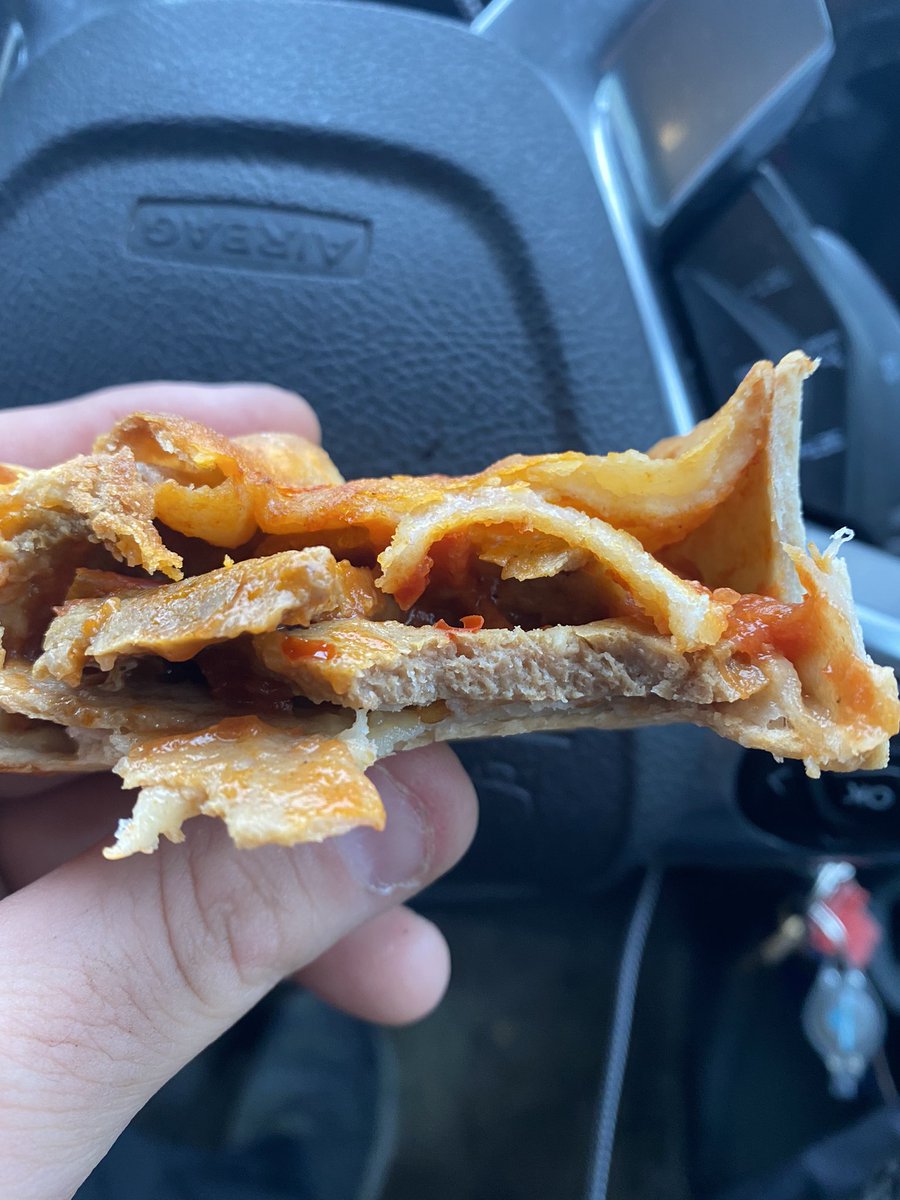 eugie7briody's tweet photo. @Allans_Bakery just demolished this bad Bhoy #fuckingdynamite🥳🥳🥳🥳 https://t.co/wEEc4lzGtG