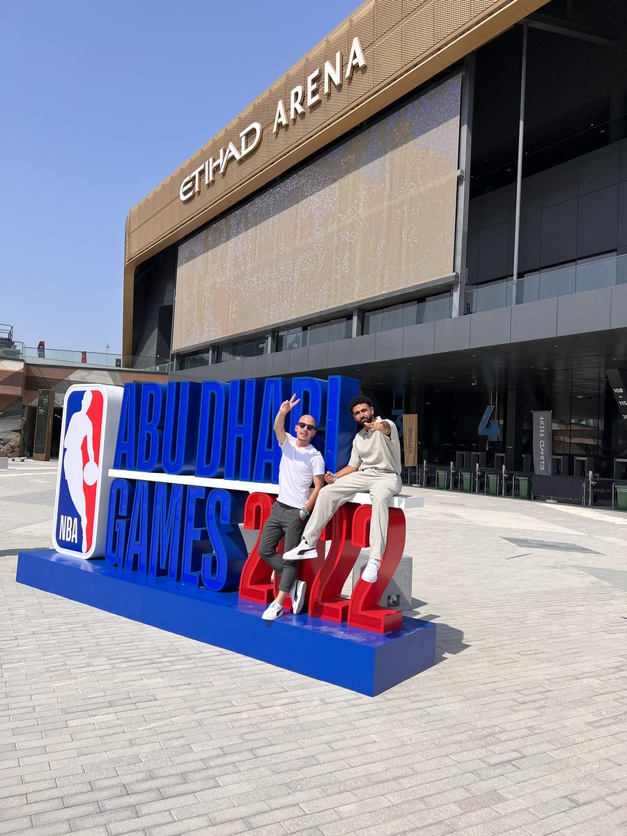 C’est parti pour l’expérience NBA à Abu Dhabi🫱🏽‍🫲🏼

#NBAinAbuDhabi <a href="/NBAFRANCE/">NBA France</a> 

(Cc <a href="/HoopsidiaFR/">HOOPSIDIA</a> )