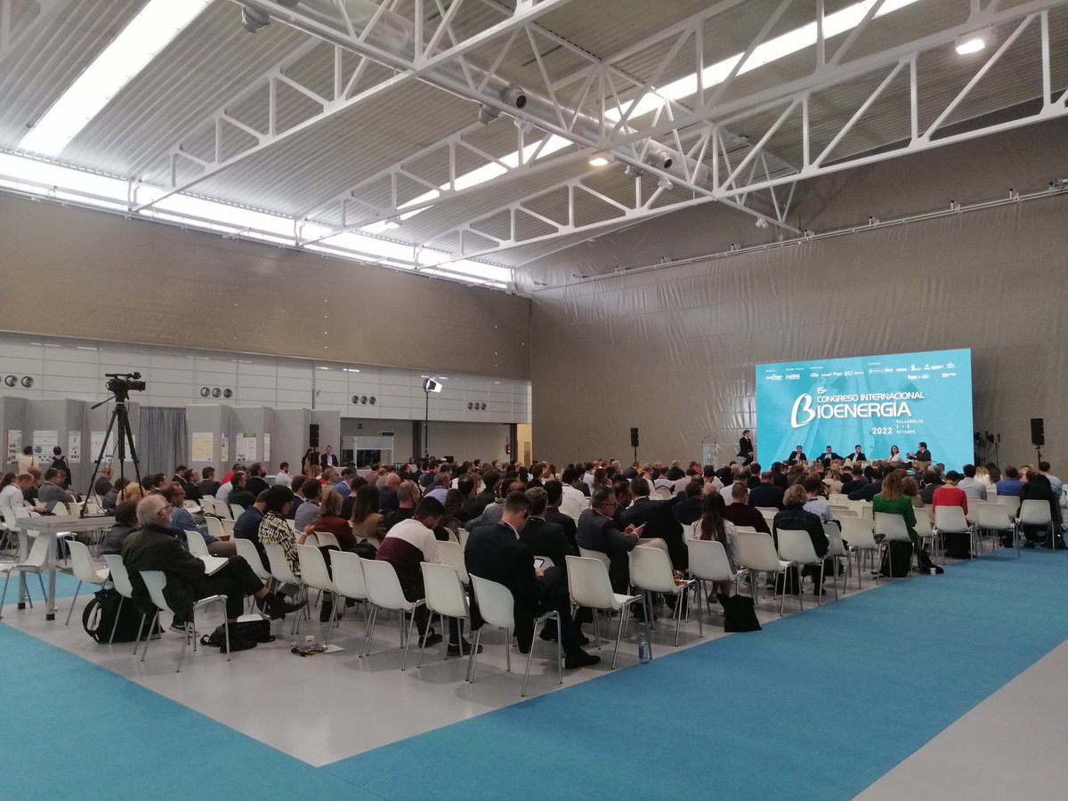 feriavalladolid's tweet photo. Inaugurado #SalónGasRenovable
@AVEBIOM @aebigspain https://t.co/MI684TPkeK