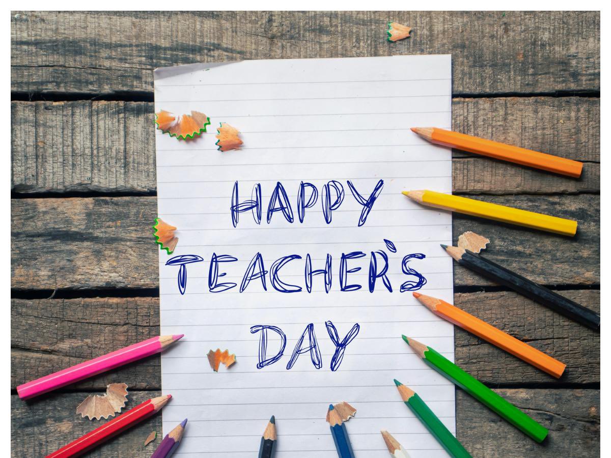 Happy Teachers’ Day to our amazing team @RISAbuDhabi_KCC  You go above and beyond for our students each and every day 😍