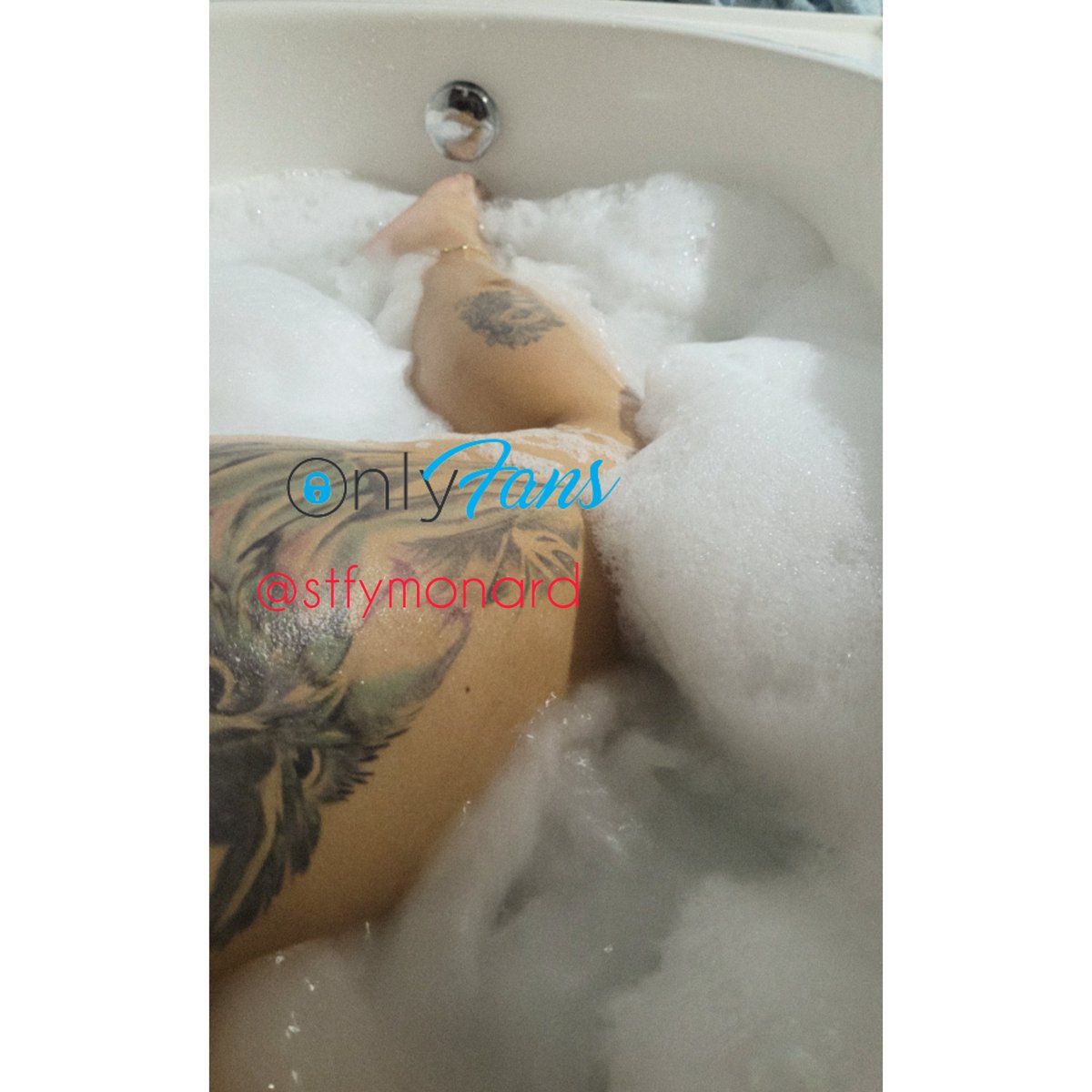 stfymonard's tweet photo. Buenos días mis amores y si me acompañas en esta baño espumoso los espero por mi 💙💙💙 esta candente https://t.co/b0Ag6P5RjT https://t.co/COR8hVSpF5