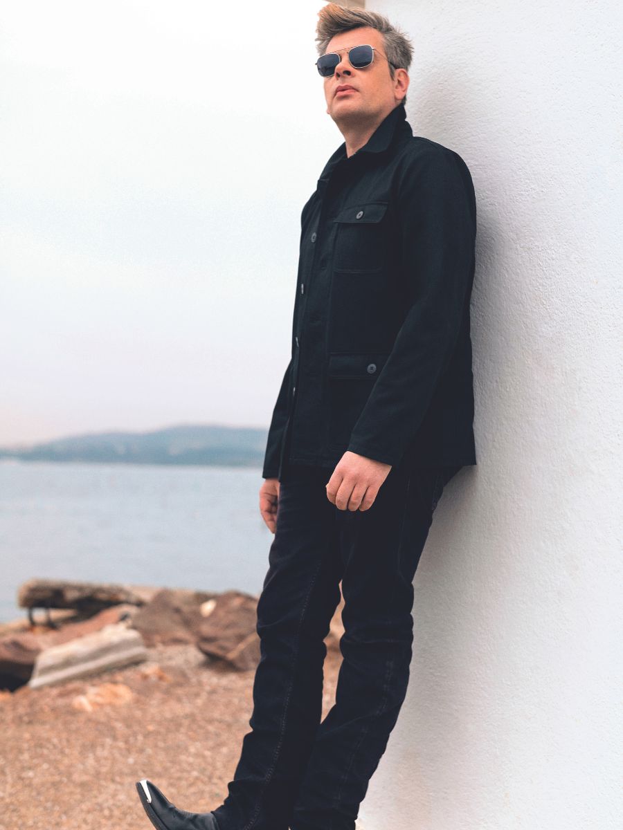 Avec la sortie le 9 septembre de "Saint-Clair", son 10 ème album, Benjamin Biolay confirme son statut d’idole pop, sans jamais avoir cherché à l’être... 😎
Un sujet à retrouver dans mon dernier magazine « S » ! 😍

#benjaminbiolay #presse #article