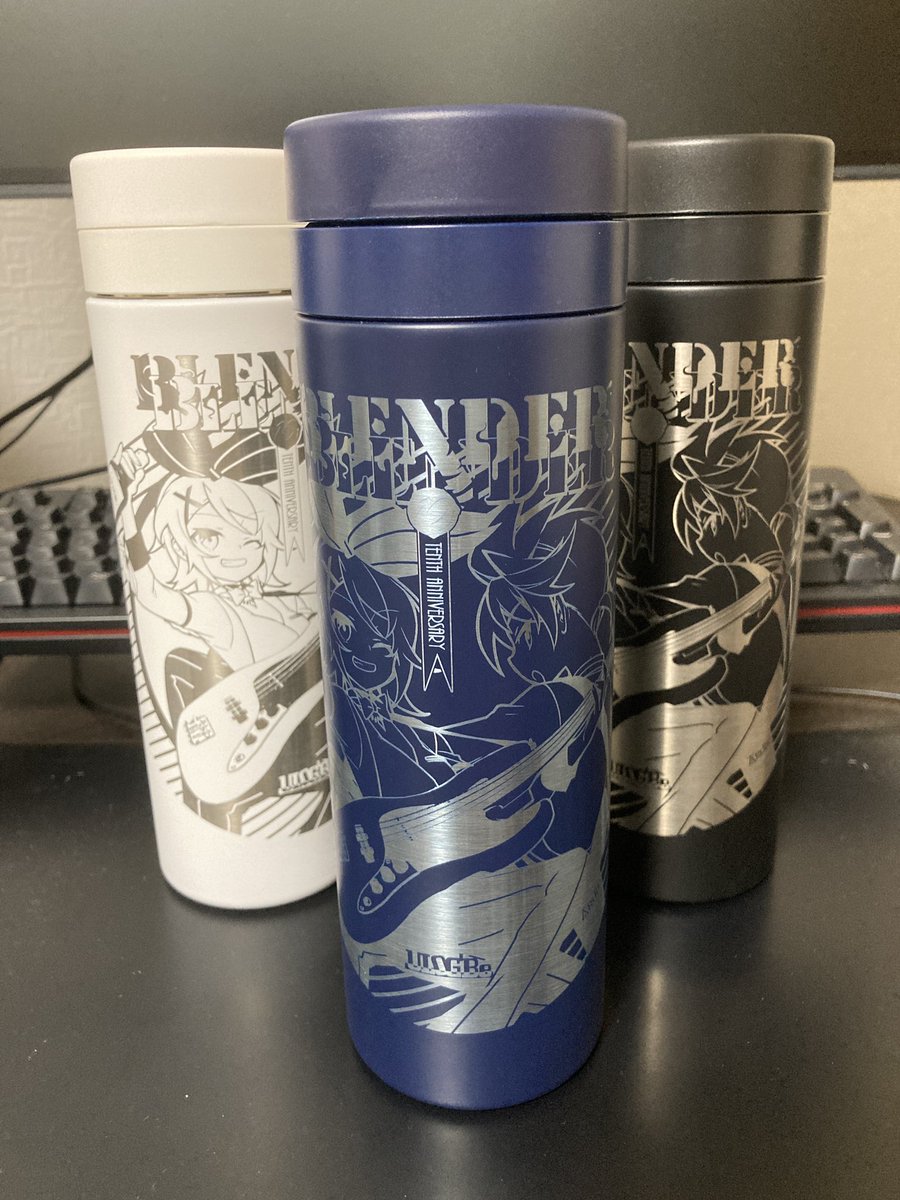 グッズの現物届いたので写真撮った!!めちゃくちゃ良いぞ〜!! 