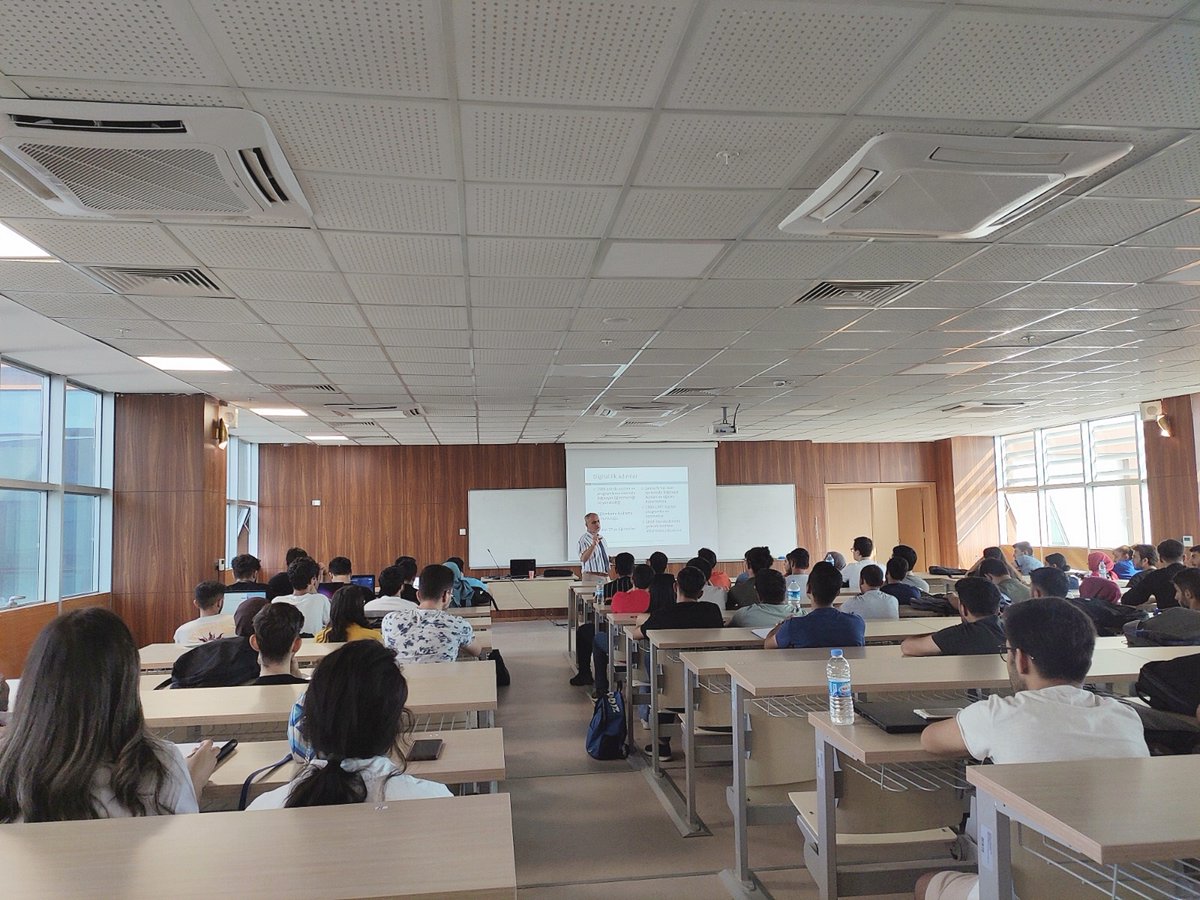 Bilgisayar Mühendisliği Bölümümüz tarafından “Endüstriyel Kalkınma ve Bilişim Teknolojileri” konulu seminer düzenlendi.
Teknoloji çağında yaşıyoruz. Çağa ayak uydurmak istiyorsak mutlaka; okuyacağız, sorgulayacağız, araştıracağız ve gerçekleştireceğiz.

bit.ly/3yhf2IG
