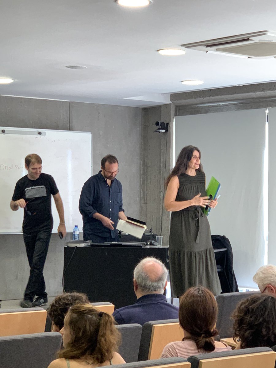 Humanitats UAB tweet media