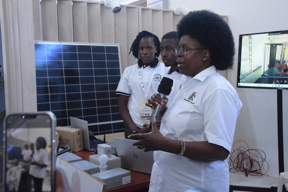 YekoyadaUG's tweet photo. The @ExportSTI's @BeatriceKayanja together with @STIsecretariat minister @DrMusenero have today in the ongoing Uganda International Trade Fair 2022 in Lugogo presented some of the fruits of science & Technology done by Ugandans locally at their exhibition booth.
#UGScienceWeek22 https://t.co/cPgdlMIrLQ
