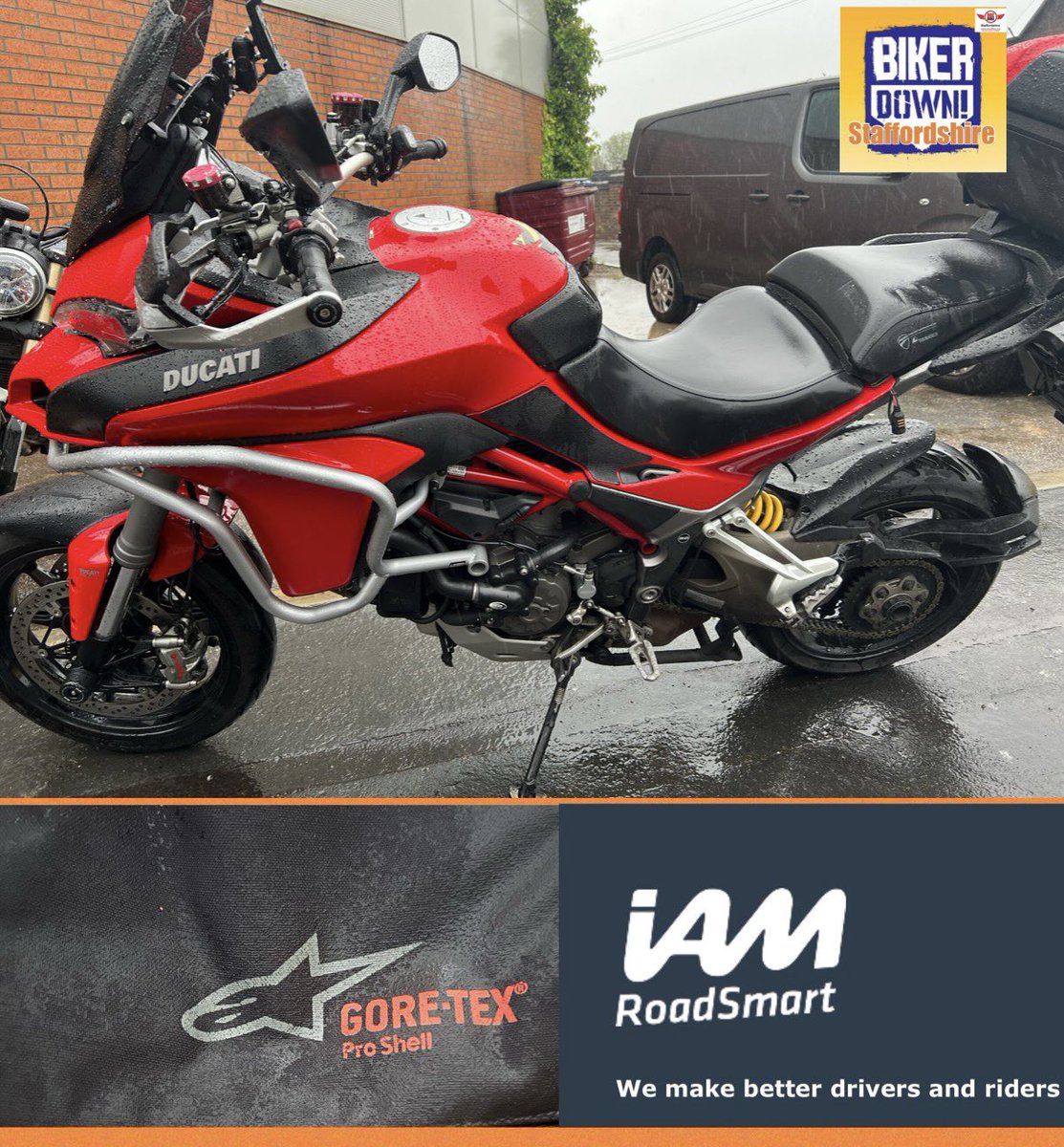 BikerDownStaffs's tweet photo. Well that just proves you don’t need dry tarmac and perfect visibility to pass an advanced riding test.
Superb work from today’s candidate. Not just a pass but an @IAMRoadSmart F1rst🥇graded ride in some fairly challenging conditions.
Well done 👏🏻👏🏻💧
G🏍🌧 https://t.co/g7UZOwZ6gu