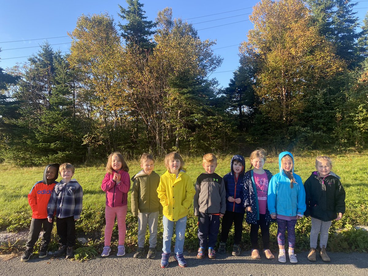 Walk for Breakfast🍎 <a href="/cowanelementary/">Cowan Heights School</a> <a href="/KidsEatSmartNL/">Kids Eat Smart</a>