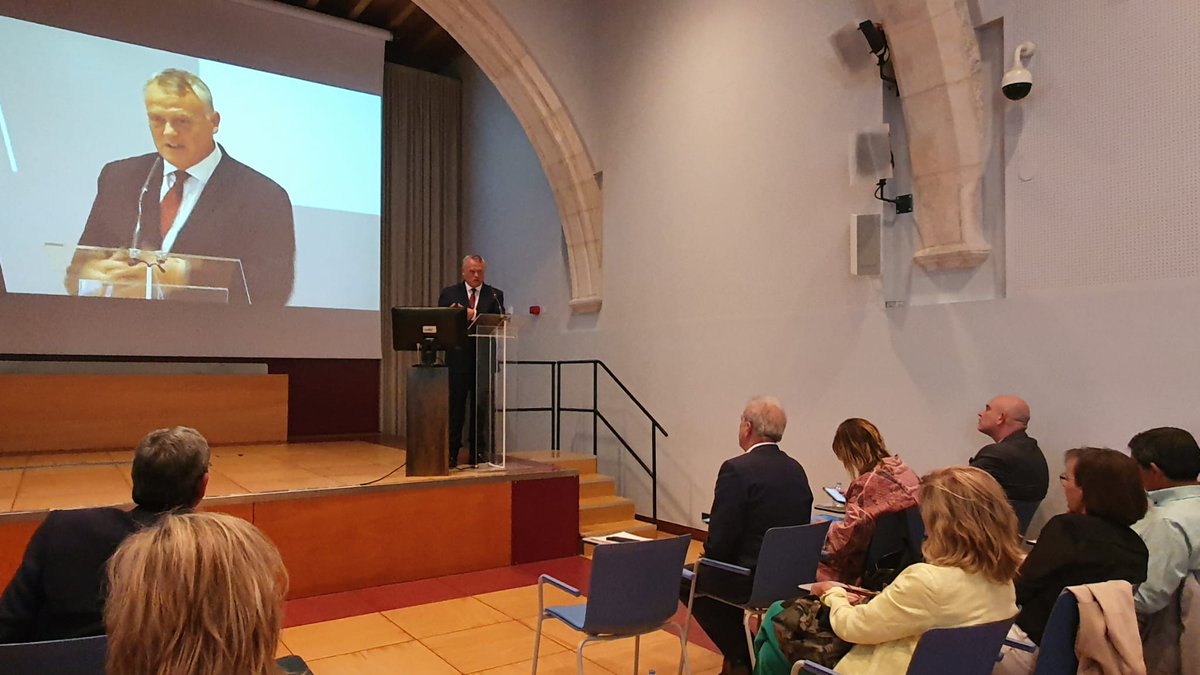 LorenzoRguez's tweet photo. Como presidente de @Sodebur he presentado el nuevo Plan Estratégico Burgos Rural 2025 en el que han participado 300 agentes. Quiero dar las gracias al periodista Manuel Campo Vidal y al secretario general de Reto Demográfico del Gobierno, Francesc Boya, que nos han acompañado.🧵 https://t.co/Mkv3LK6Oxi