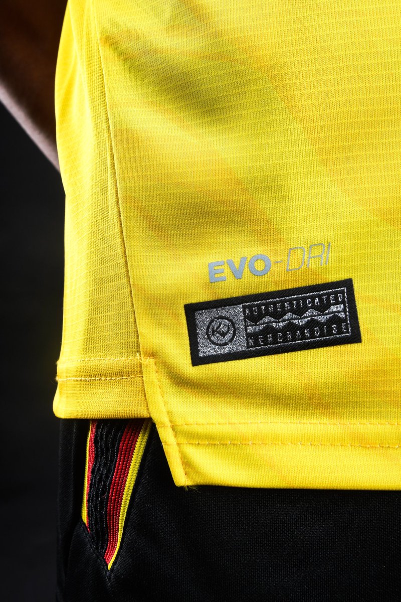 ronramka's tweet photo. @kakijersi RM99 sublimation + rubber patch + heatpress logo sponsors + netting tape dkt grip &amp; tepi body + woven patch + flock logo KJ + custom

Local brand boleh bagi murah.. but lain brand lain direction. Yang penting direction aku utk produce jersi quality tapi harga marhaen!! https://t.co/JlnANr98m6