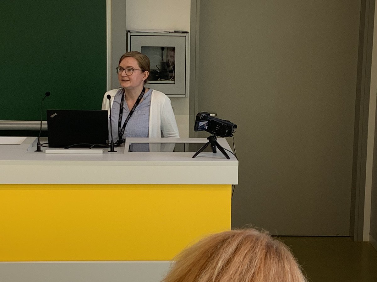 Continuing #surveyclimate Workshop with Niklas Jungermann <a href="/uni_kassel/">Universität Kassel</a> on penal-specific attitudes as predictor for nonresponse. More exciting presentations comming up in this session chaired by <a href="/SchwabeUlrike/">Ulrike_Schwabe</a>