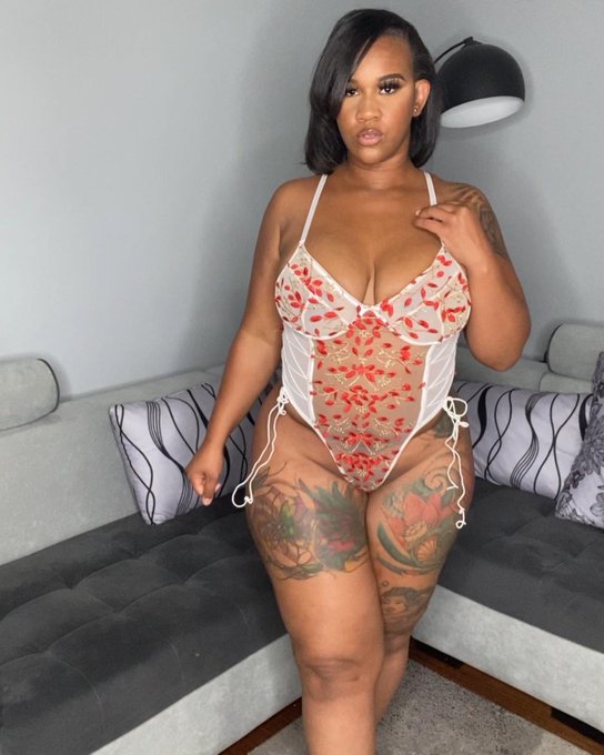 Need some lingerie🤔shop flavors  ✅quality lingerie reasonable prices ✅daily discounts  ✅all orders ship<a href="/tag/lanipop"class="tags"><span>#lanipop</span></a>