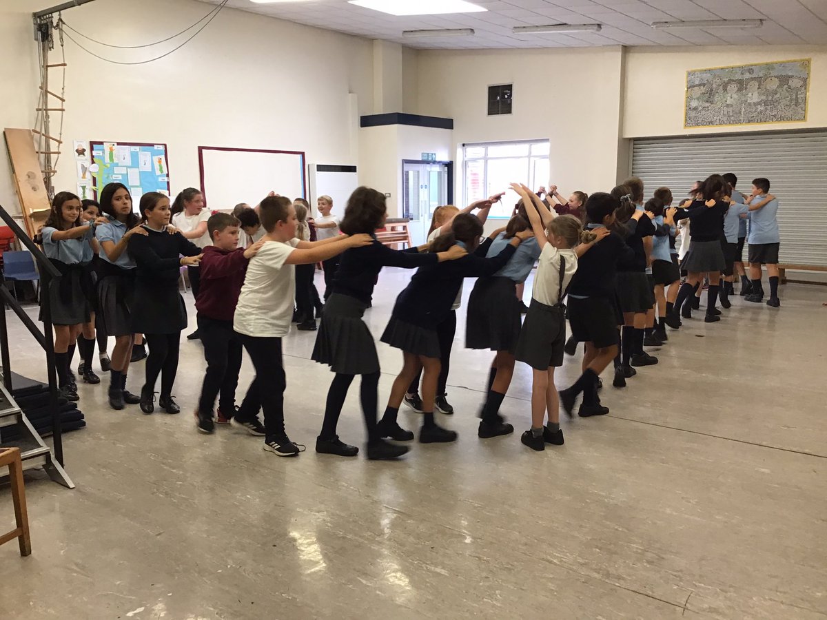 NormanPannellY5's tweet photo. Fantastic dancing session with our Spanish students! Well done Year 5! https://t.co/rBs6kRRZHB