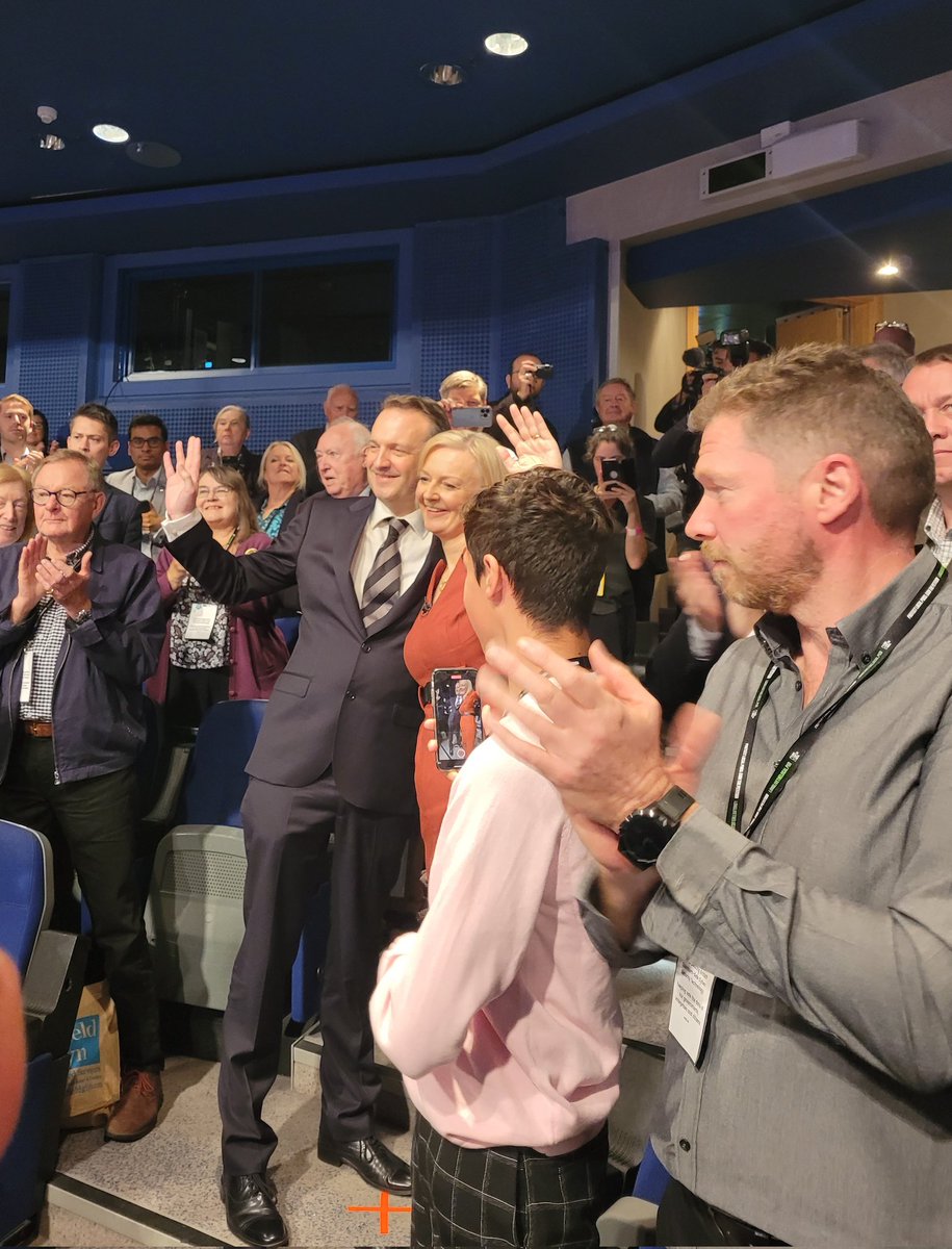 CllrDTaylor's tweet image. Just in case this isn&apos;t reported in the media, @trussliz delivered an amazing speech and the whole theatre were on their feet. The PM delivered a clear mandate for her government and they will deliver, supported by all the party. #CPC2022