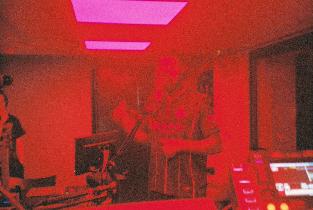 Popped this set on the Soundcloud

<a href="/Rootz0161/">R O O T Z</a> &amp; <a href="/saynafi_/">sayNafi..🧜🏿‍♀️</a> inside for an hour of performances, freestyles &amp; forthcoming 🔥 

on.soundcloud.com/Gzvzh