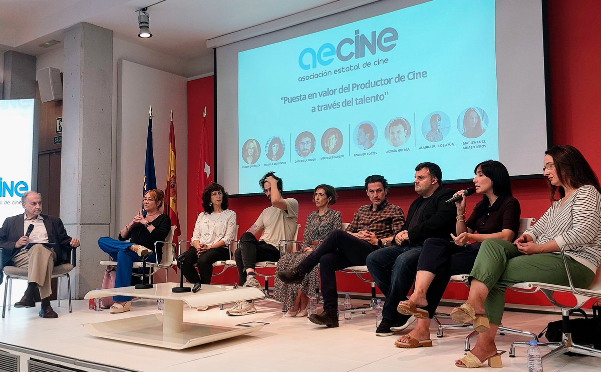 "Puesta en valor del Productor de Cine a través del talento" 

Cuatro parejas de éxito: 
<a href="/sietemesas/">Gracia Querejeta</a> y Mariela Besuievsky
<a href="/danidelaorden/">dani de la orden</a> y <a href="/Mercedes_Gamero/">Mercedes Gamero</a>, 
<a href="/rodrigocortes/">Rodrigo Cortés</a> y <a href="/AdrianGuerra84/">Adrián Guerra</a>, <a href="/AlaudaRuiz/">Alauda Ruiz de Azúa</a> y <a href="/MFArmenteros/">Marisa Fdez. Armenteros</a>

Qué necesario es esto 📽💫 
#DiaDelCineEspanol 
<a href="/estatal_a/">Asociación Estatal de Cine</a>