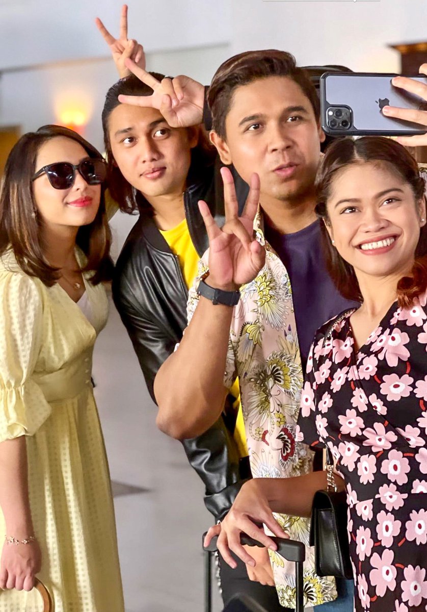 AmeerulAsyraf's tweet photo. Adakah kau menungguku | 9MLM | TV3 @dramasangat
#AdakahKauMenungguKu #Lestary #Tv3 #DramaSangat #OrangeTreeProduction #Syukri #AmeerulAsyraf #Alhamdulillah https://t.co/fnUesDZHVG