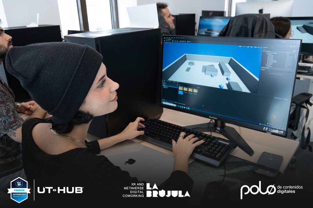 UTHUBformacion's tweet photo. ¡Ding dong! 🔔
Hoy nuestro director de formación @javierue4 ha estado formando a los alumnos de @LaBrujulaXR con la MASTERCLASS de Retargeting de Animación Unreal Engine en @PoloDigitalMLG 👏👏
 #Formación #Malaga #UnrealEngine #RETARGETING #GAMEDEV https://t.co/JdjEwkcALC