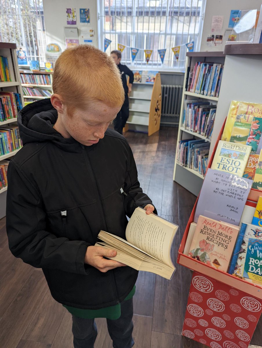 boulevardcentre's tweet photo. Class Fearn enjoyed their visit to the local library #ClassRead #LocalCommunity #MultiSensoryLearning https://t.co/aCygLM6MpF
