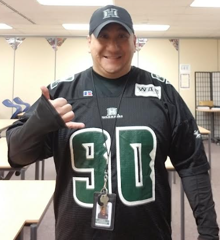 SchneiderELA's tweet photo. Happy Jersey Spirit Day!!! #NMSSpiritWeek
Mr. Schneider is repping the #BRADDAHHOOD. #GoBows https://t.co/DXE3NeVXWN