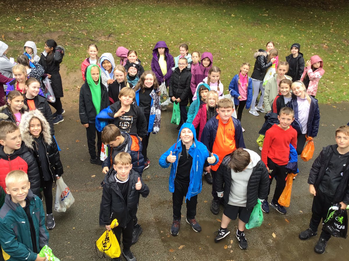 rudstony6's tweet photo. We are here safe and sound! 😁 #PGL https://t.co/GfqOzSNZJr