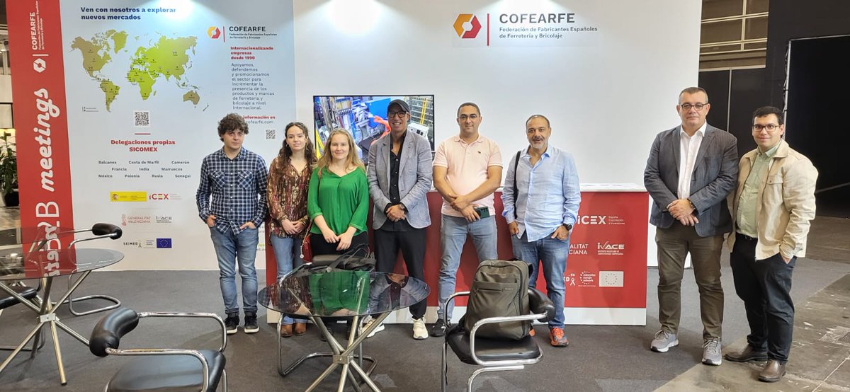 ArvetAsociacion's tweet photo. Segunda jornada #Eurobrico2022 recibiendo a compradores internacionales. Gracias al apoyo de @GVAivace en coordinación con @ArvetAsociacion, #COFEARFE y @Feria_Valencia. Te esperamos en el stand N3 P2 B16 https://t.co/whiWT2xJTa