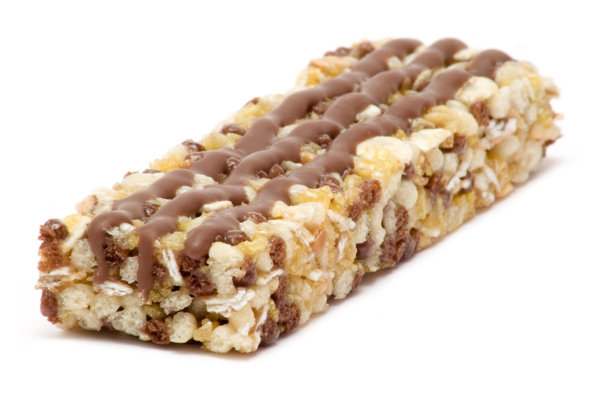 CoolSchoolFood's tweet photo. "Ultra-processed" foods include some we may even think of as healthy: muffins, snack bars, & yogurts, for example, as well as things like deli meats. They make up (on average) 60% of our calories. https://t.co/FxOUCMUGTc
#ultraprocessed #healthyFood #processedmeats #healthykids https://t.co/2ZI7cNYSKe