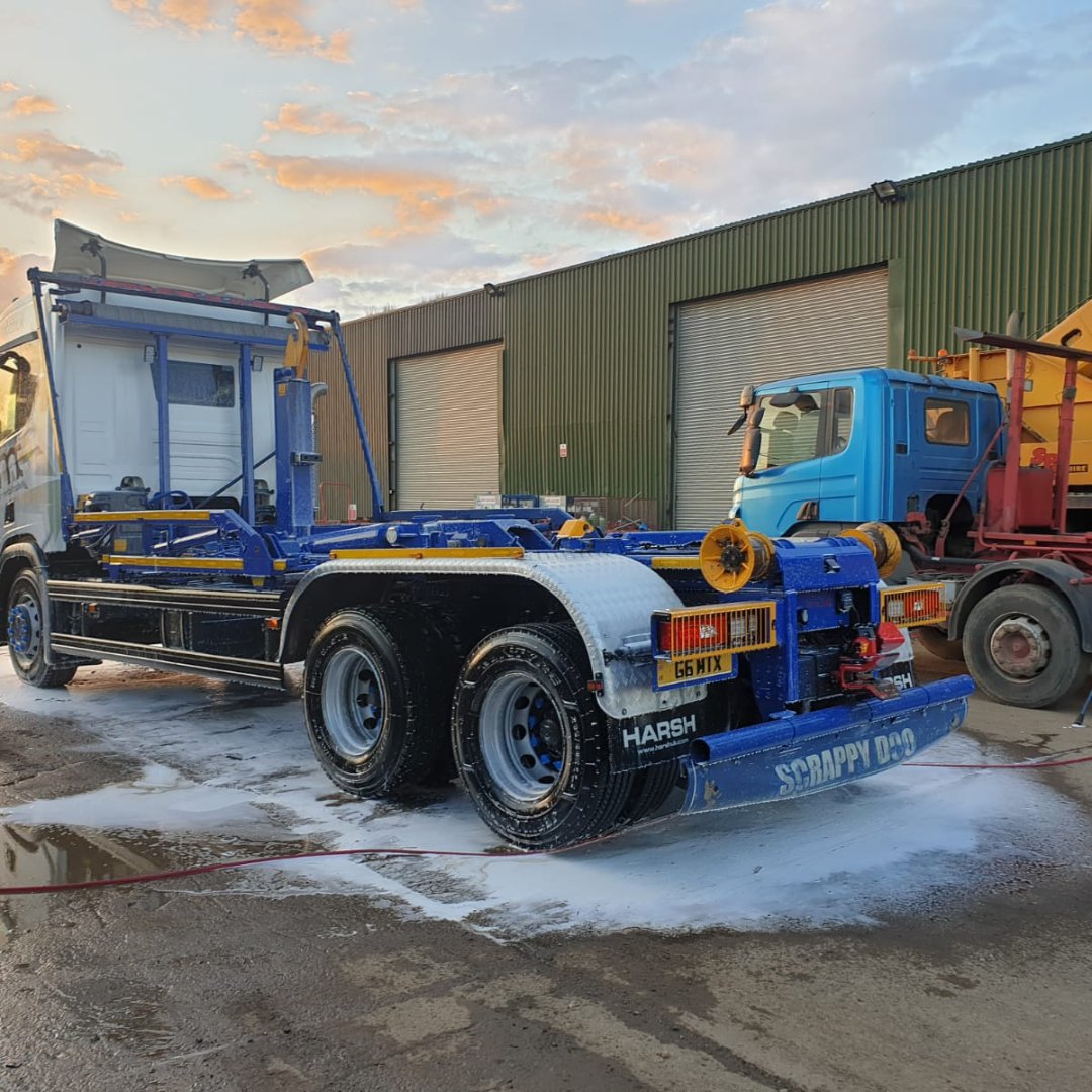 GoldstarMetal's tweet photo. Scrappy Doo is having a clean!
#gsmt #goldstar #metaltraders #metal https://t.co/iy3eoiBaEY