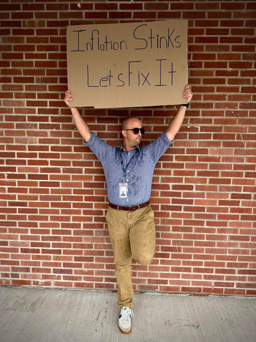 vitoforpa's tweet photo. Inflation is hurting families. Lets fight together tohelp working families.
- Reduce the deficit
- Invest in domestic Energy production
- Lower Prescription drug prices
- Make Stuff in America
That's a plan that Democrats and Republicans can agree on
#WeNotMe #dudewithasign https://t.co/JKFM4GiS1v