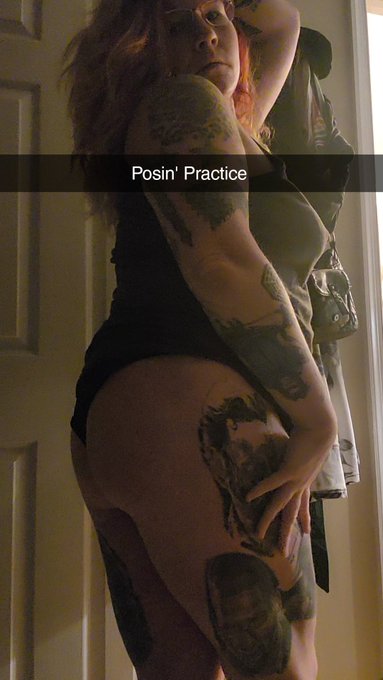 Add me on Snapchat! Username: neganstark https://t.co/1OSIqFMp4H https://t.co/8ja69Ncehc