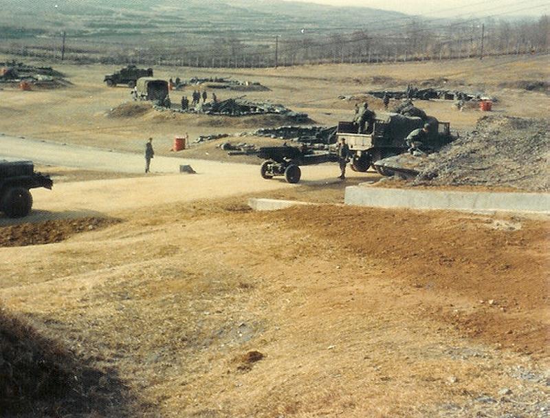 Korean_DMZ_Vets's tweet photo. 1970s - Up on the Z - Firing Base 4P1, one of two firing bases that provided artillery support for several years to the troops manning the GP's (Guard Posts) and the DMZ combat patrols! #upontheZ #4P1 #2id #1970s #dmzwar #dmz #korea #rok #coldwar https://t.co/32QgweLwpM
