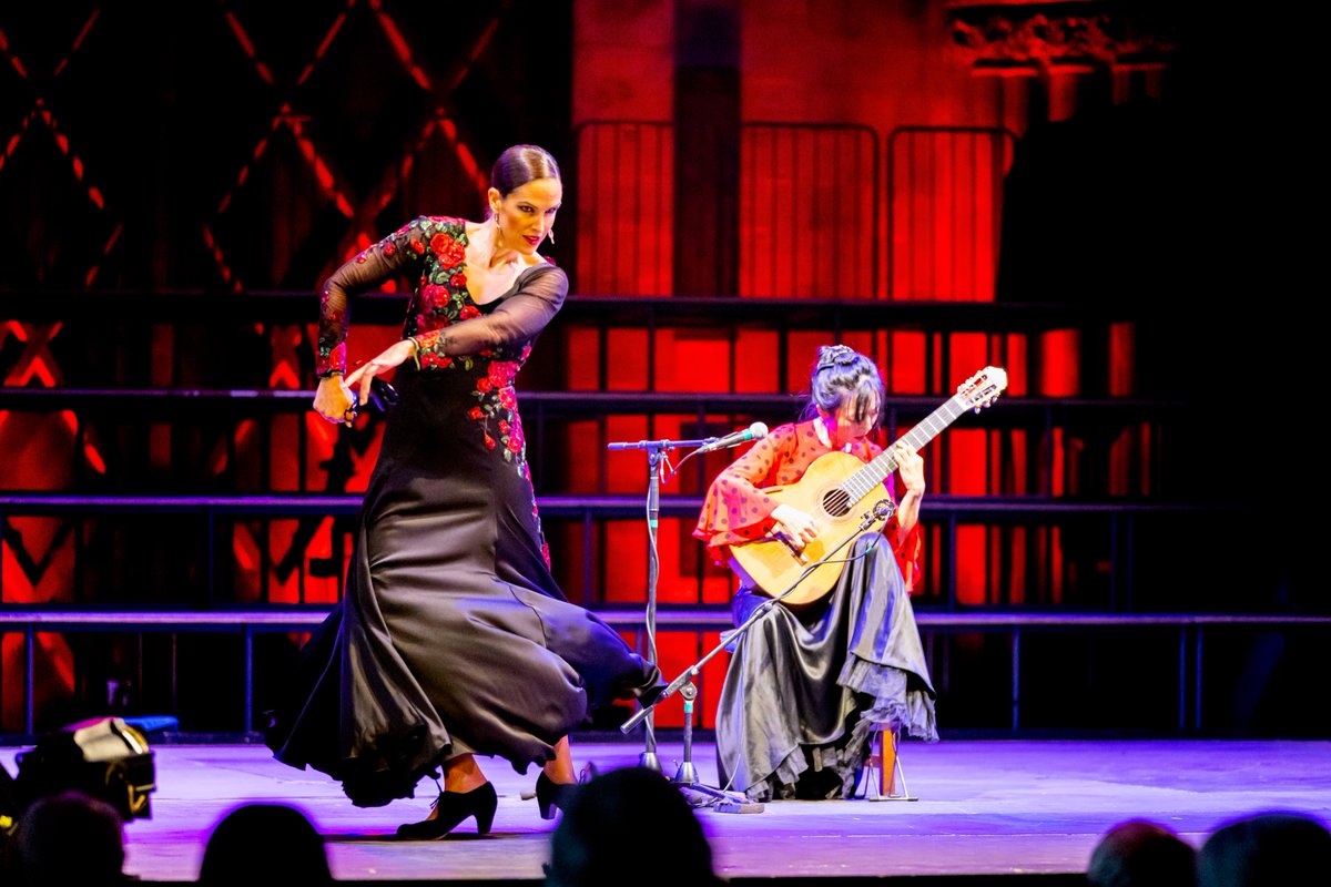 Livestream - Friday October 14, 19:30.
Tickets: wiltshiremusic.org.uk/whats-on/lives…
Join Xuefei &amp; <a href="/mariavegadancer/">Maria Vega</a> on a journey through the music &amp; dance of Spain streamed live from <a href="/wiltshiremusic/">Wiltshire Music Centre</a>
   
or attend in person : wiltshiremusic.org.uk/whats-on/xuefe…
Photos: Dom White Photography
<a href="/AskonasHolt/">Askonas Holt</a>