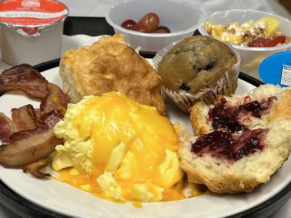 ☠️Daddy Bones☠️ on Twitter "Scrambled eggs with cheese. Bacon