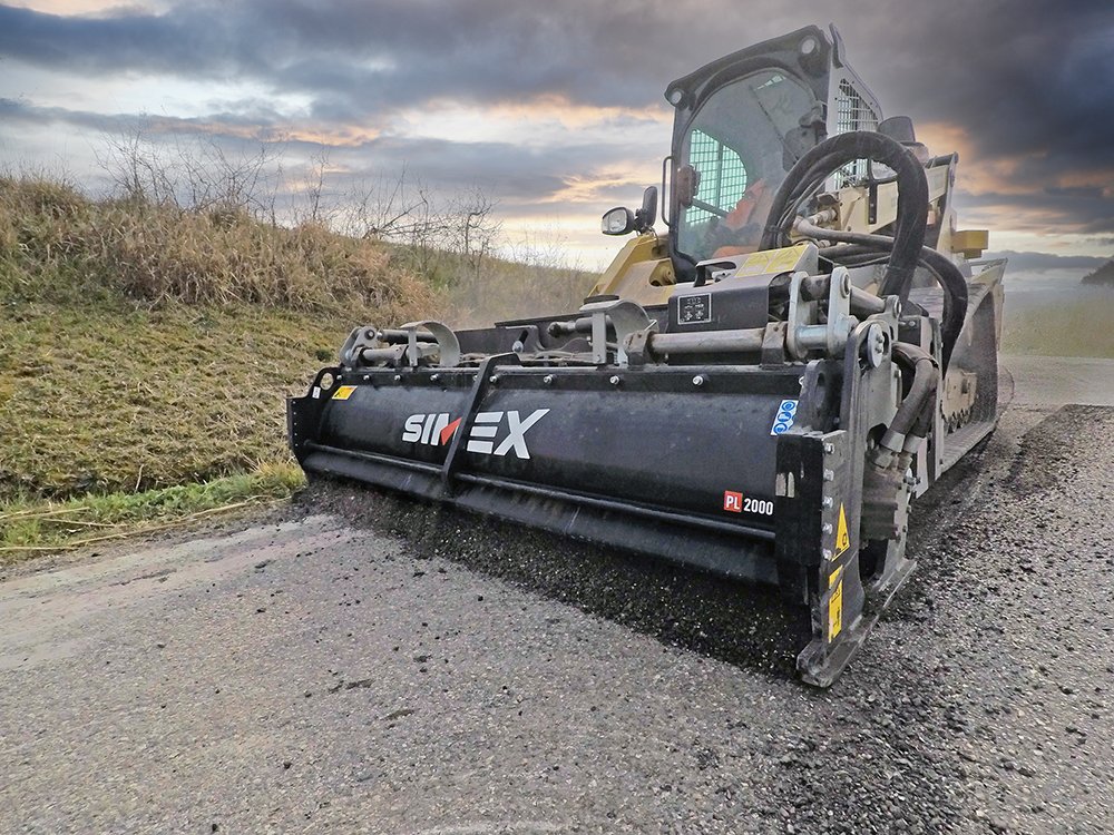global_highways's tweet photo. Efficient road maintenance with @Simexsrl @baumaOfficial 
#bauma2022 #asphalt #asphaltrepair #constructionindustry #worldhighways🛣️
👉https://t.co/Mgs5zGotnh https://t.co/kQ9yYiRxw1
