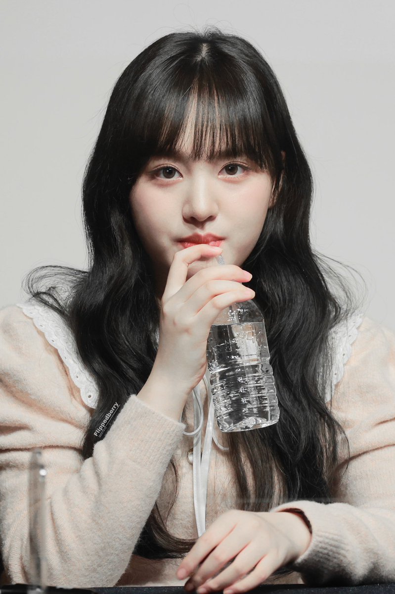 LIZPICTURE's tweet photo. #IVE #아이브 #LIZ #리즈 https://t.co/0xxplYc16D