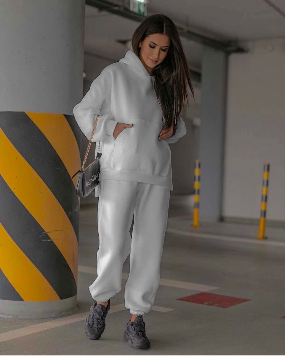 modeo_es's tweet photo. 😍 ¿Eres de ir en Sport? Mira que maravilla…

🔎 Disponible aquí: https://t.co/RHVx4RIJyH

📞 602 999 222 (Llamadas)
💬 611 036 804 (Whatsapp)

💵 Paga al Recibirlo
📦 Envío 24h.

#ConjuntoRiver #ConjuntoDeportivo #Sport #Tendencias #TiendaOnline #LookTotal #Temporada #Nuevo https://t.co/3lZ3djpKml