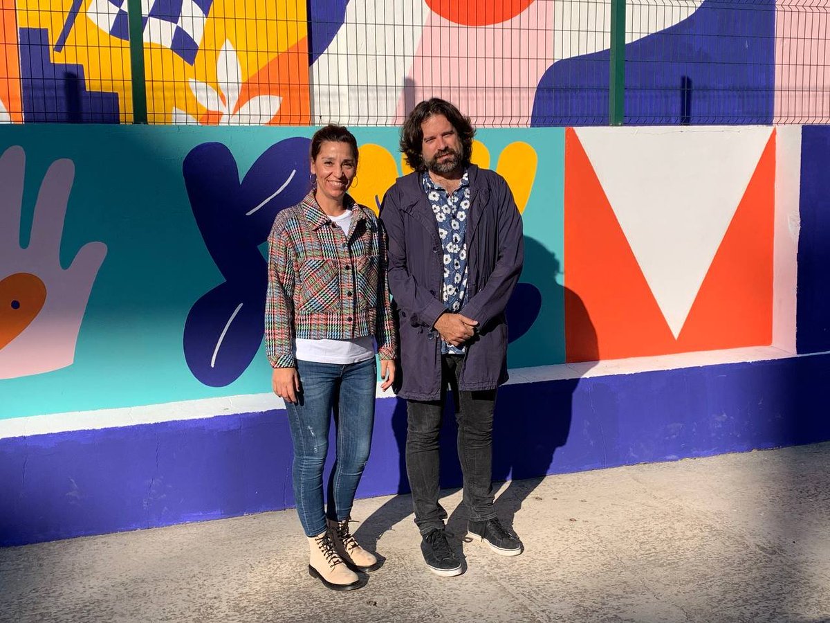 AytoAlcaniz's tweet photo. 🖌🖌🖌🖌🖌👩‍🎨👩‍🎨👩‍🎨
Ya se ha finalizado el
mural que forma parte de la intervención urbana que se está llevando a cabo en el solar de Sindicatos.

El solar, será un espacio de participación, cultura y arte, que todos los ciudadanos disfrutarán. https://t.co/VygpakhPCP