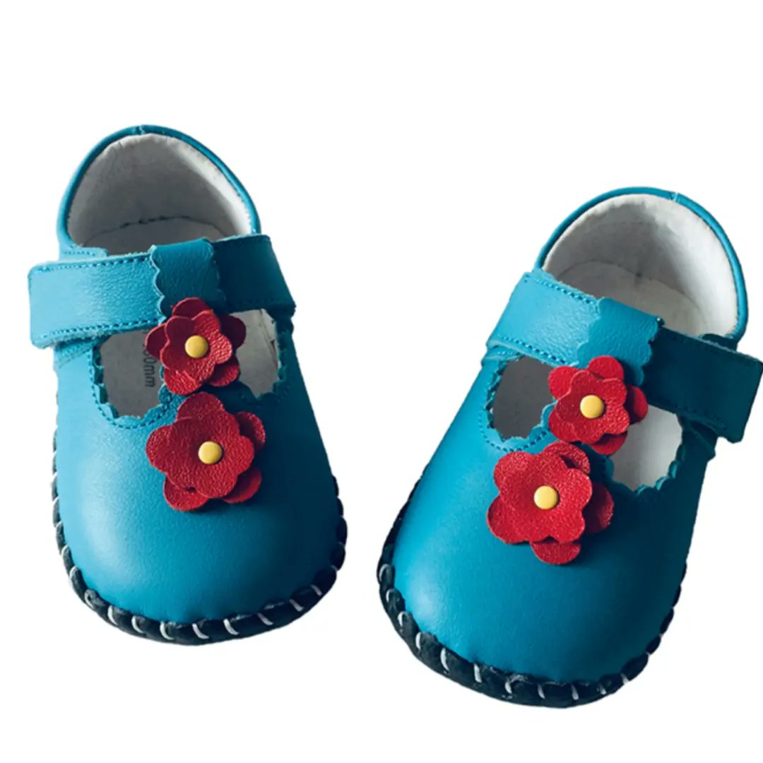 MerryGo Petal Teal Baby non slip soles
 Great for a child crawling and moving around furniture. 
emmanuellemarshall.com/products/copy-…
emmanuellemarshall.com
