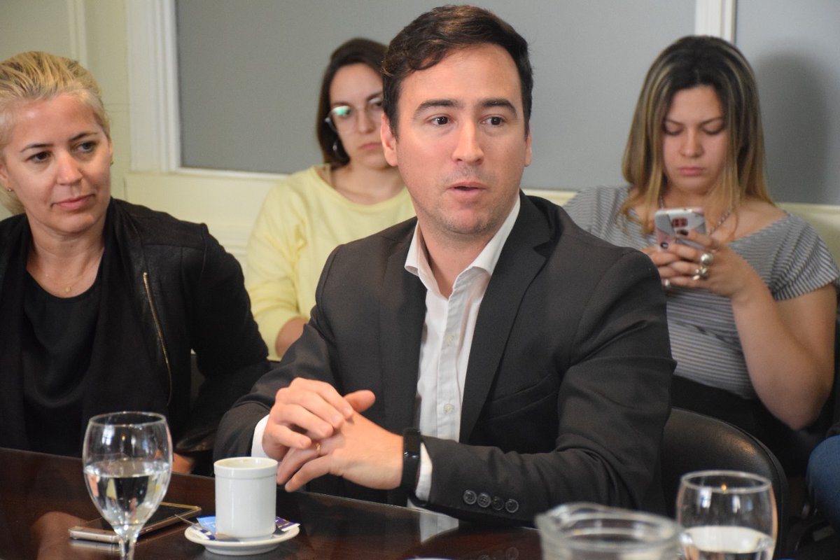 Vamos a continuar con las instancias de diálogo e intercambio junto con los distintos actores de esta temática. Entendemos que, a través del diálogo, es como se construye una mirada con puntos de equilibrio.