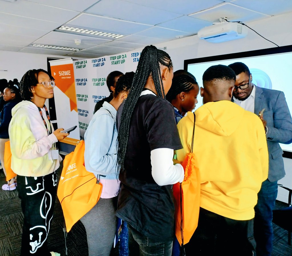 sizweitgroup's tweet photo. Thank you @primestarsSA for inviting us to come and have great conversations with learners on IoT in the Green Economy.
#StepUp2AStartUp
#Bootcamp
#GreenEconomy https://t.co/Pt2FtacQmc