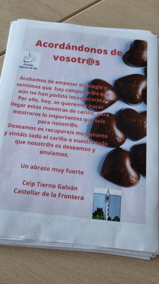 Esta semana, desde el #CEIPTiernoGalván en #CastellardelaFrontera, hemos recibido un sobre repleto de cartas, dibujos y mensajes de ánimo para todos los niños/as hospitalizados/as. ¡Muchísimas gracias! Pronto, recibiréis nuestra respuesta 😊
#AulaHospitalariaHUPM #Pediatria