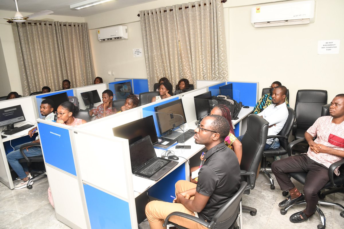 WACCBIP_UG's tweet photo. Bio-Imaging West Africa 2022!
@eremacham @pez_hayes expose participants to building image analysis pipelines. https://t.co/y5rpQLsvbU