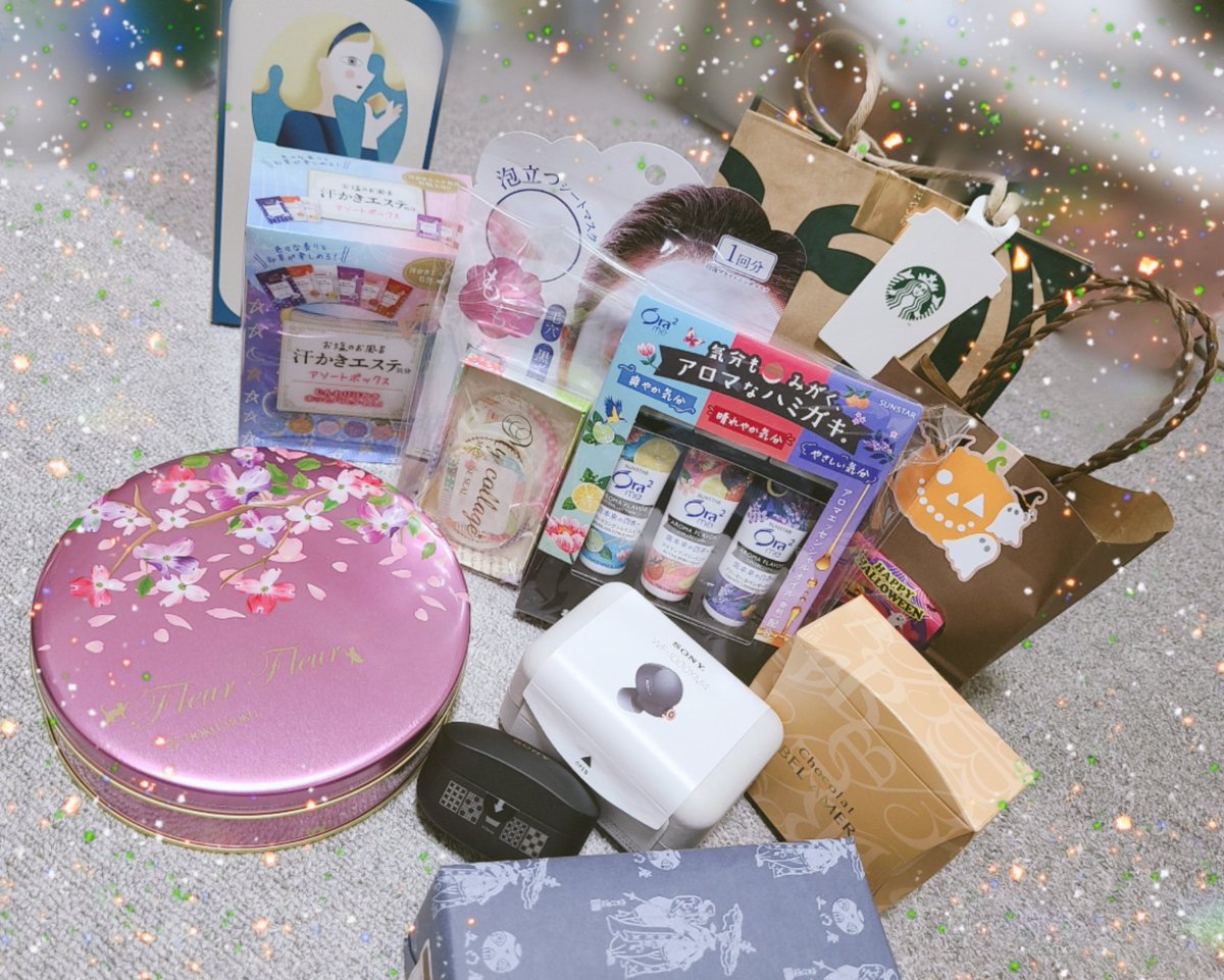 srvkrasat333's tweet photo. 遅くなっちゃったけど
舞台中にいただいた差し入れ！
美味しく、そしてありがたく使わせていただきます😆！！

キャストの方からも
皆の顔が印刷されてあるお米は
しいなりんさんから！
そして
素敵なメッセージとアイマスクはひかちゅうさんから！
ありがとうございます✨✨ https://t.co/tEQuhuehJC